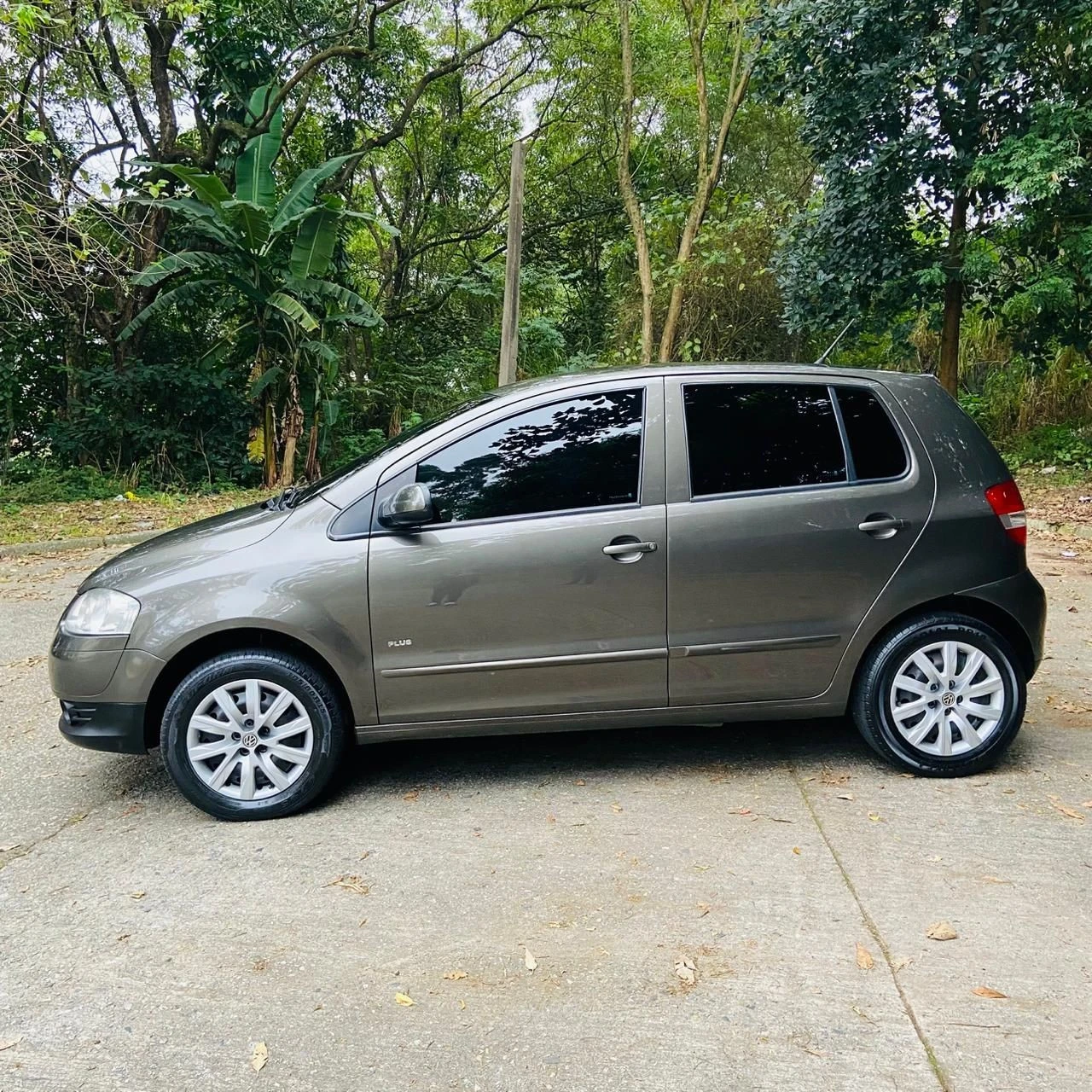 VOLKSWAGEN FOX