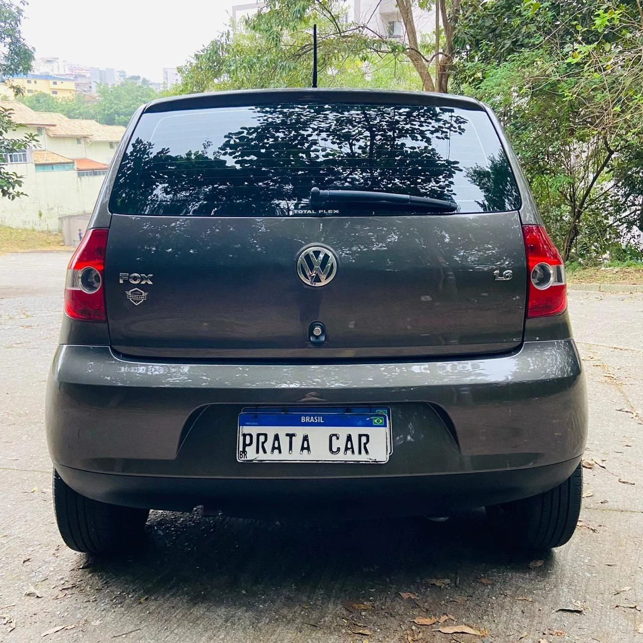 VOLKSWAGEN FOX