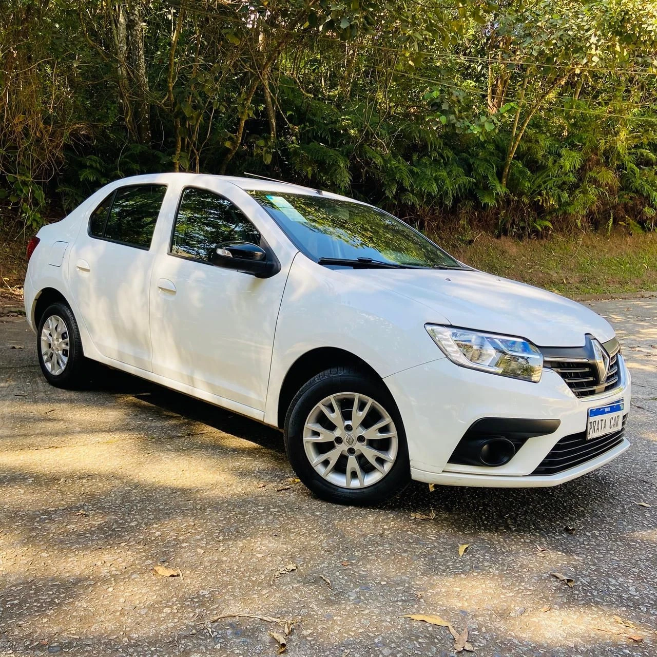 RENAULT LOGAN