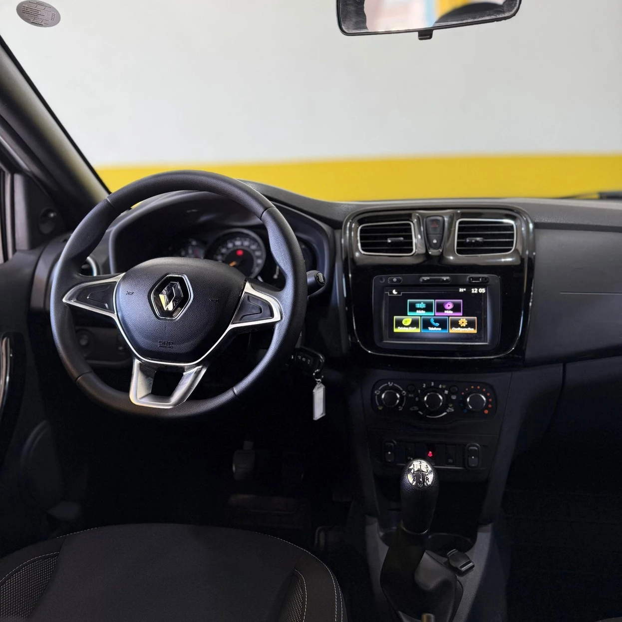 RENAULT SANDERO