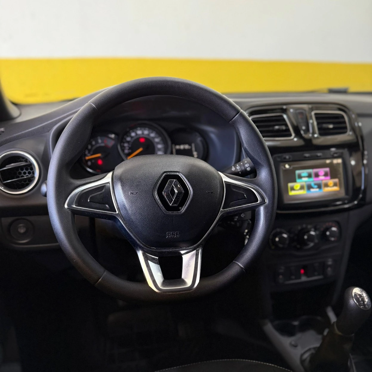 RENAULT SANDERO