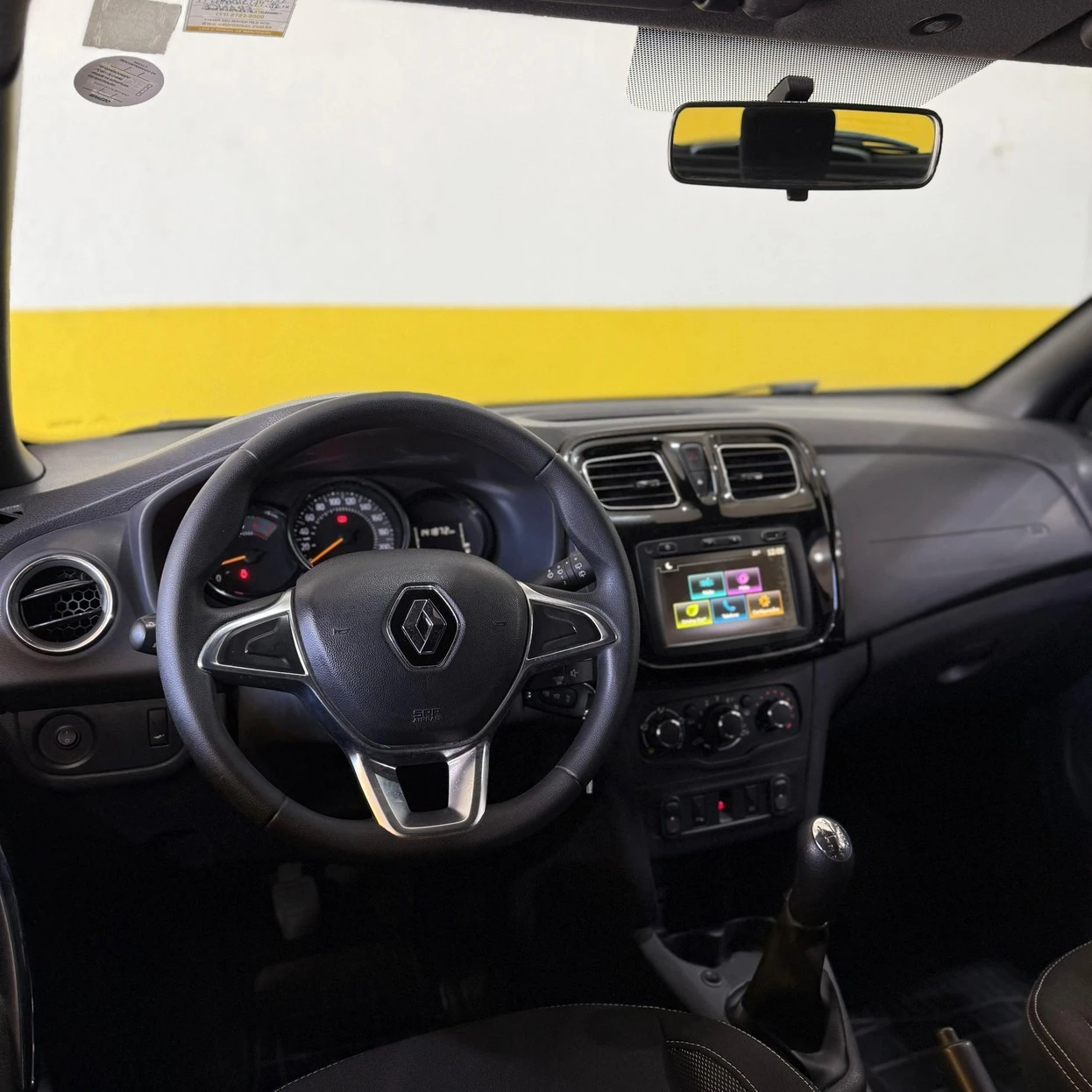 RENAULT SANDERO