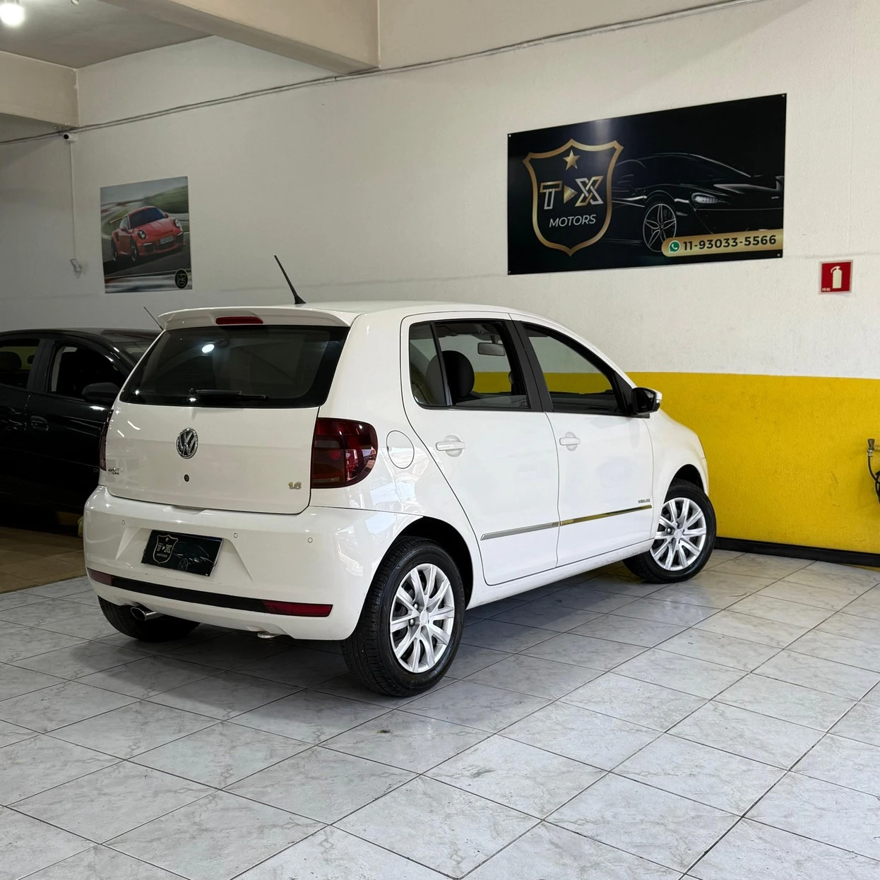 VOLKSWAGEN FOX