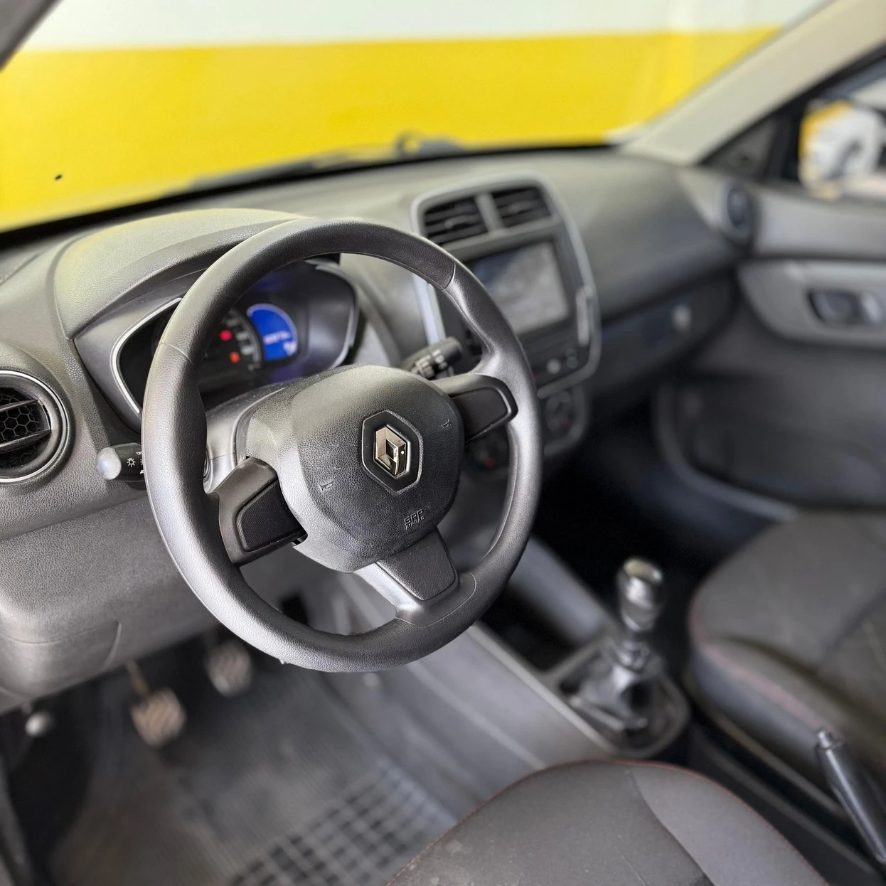 RENAULT KWID