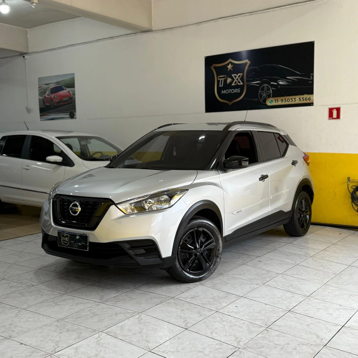 NISSAN KICKS