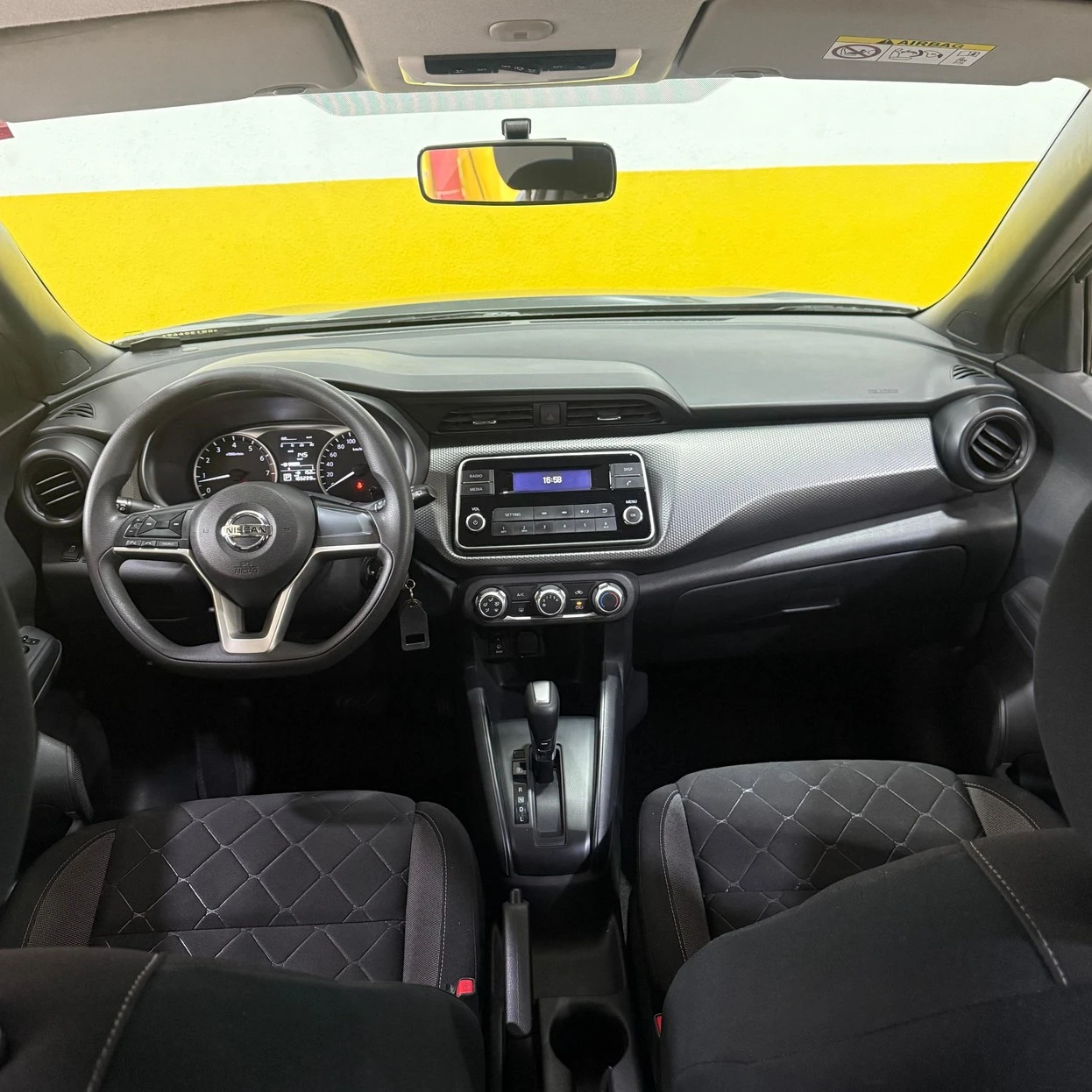 NISSAN KICKS