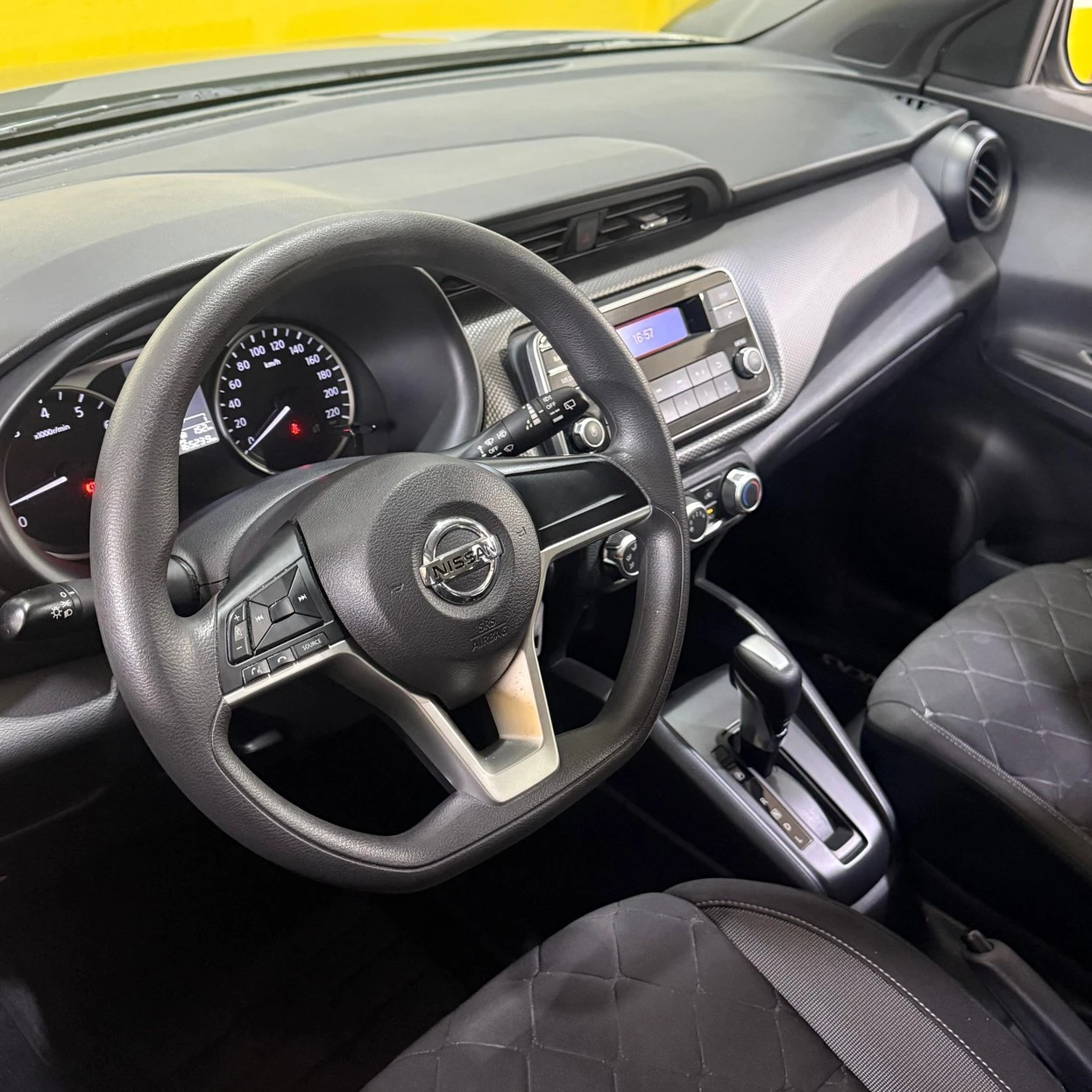 NISSAN KICKS