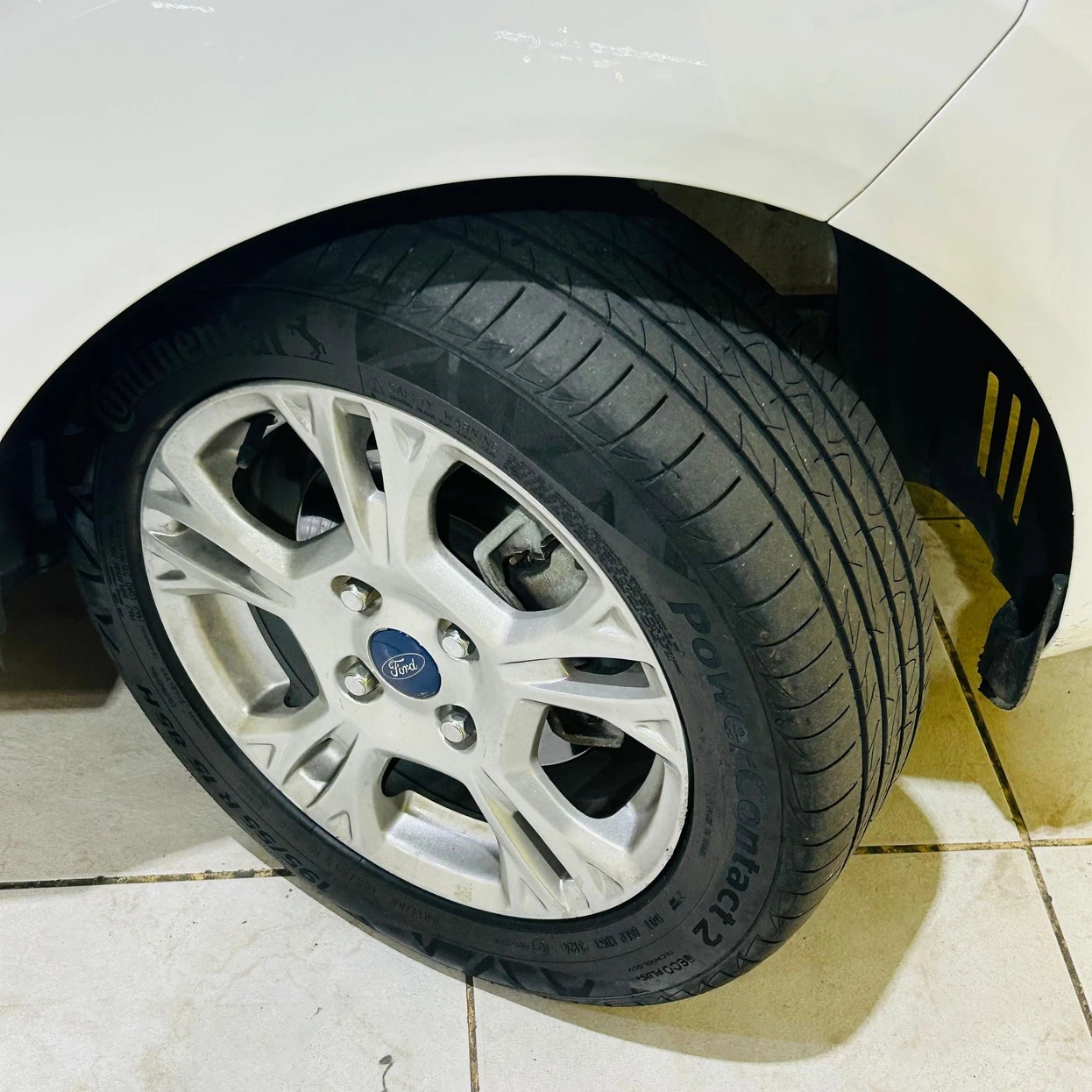 FORD FIESTA