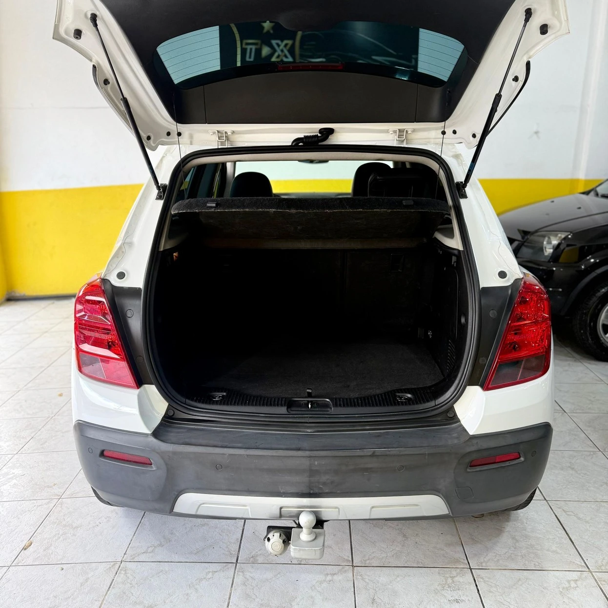 CHEVROLET TRACKER