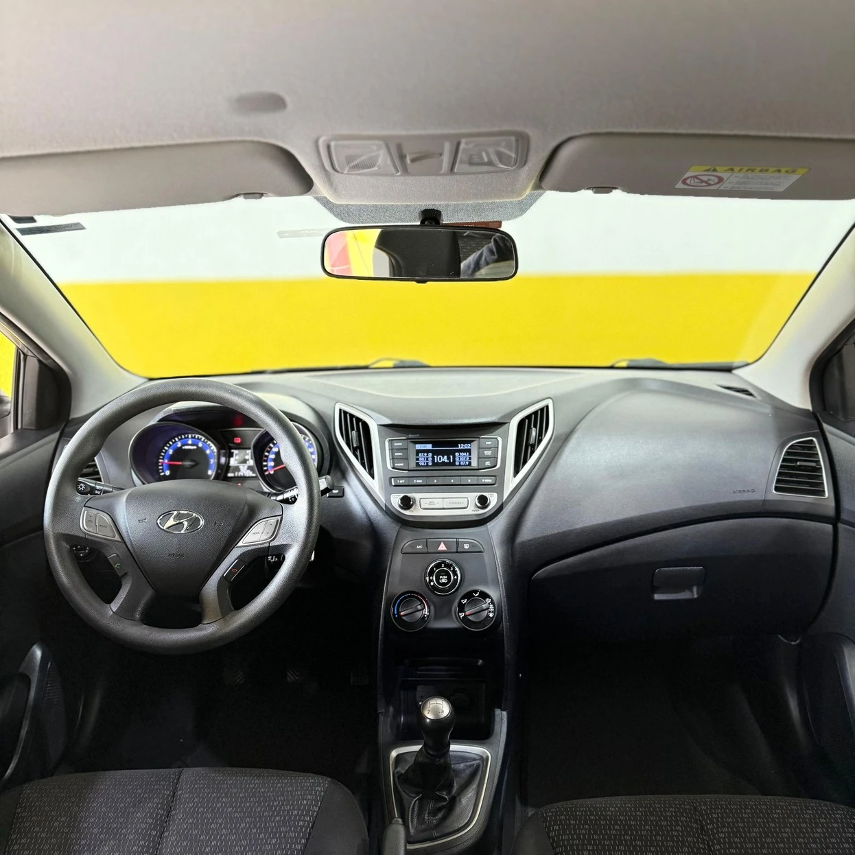 HYUNDAI HB20