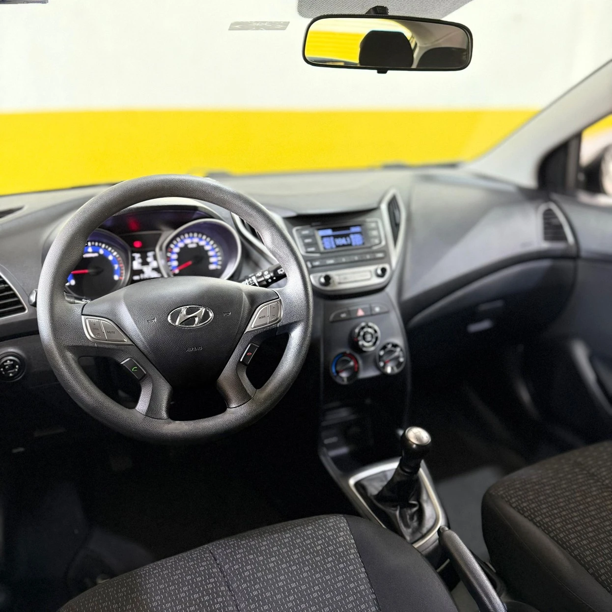 HYUNDAI HB20