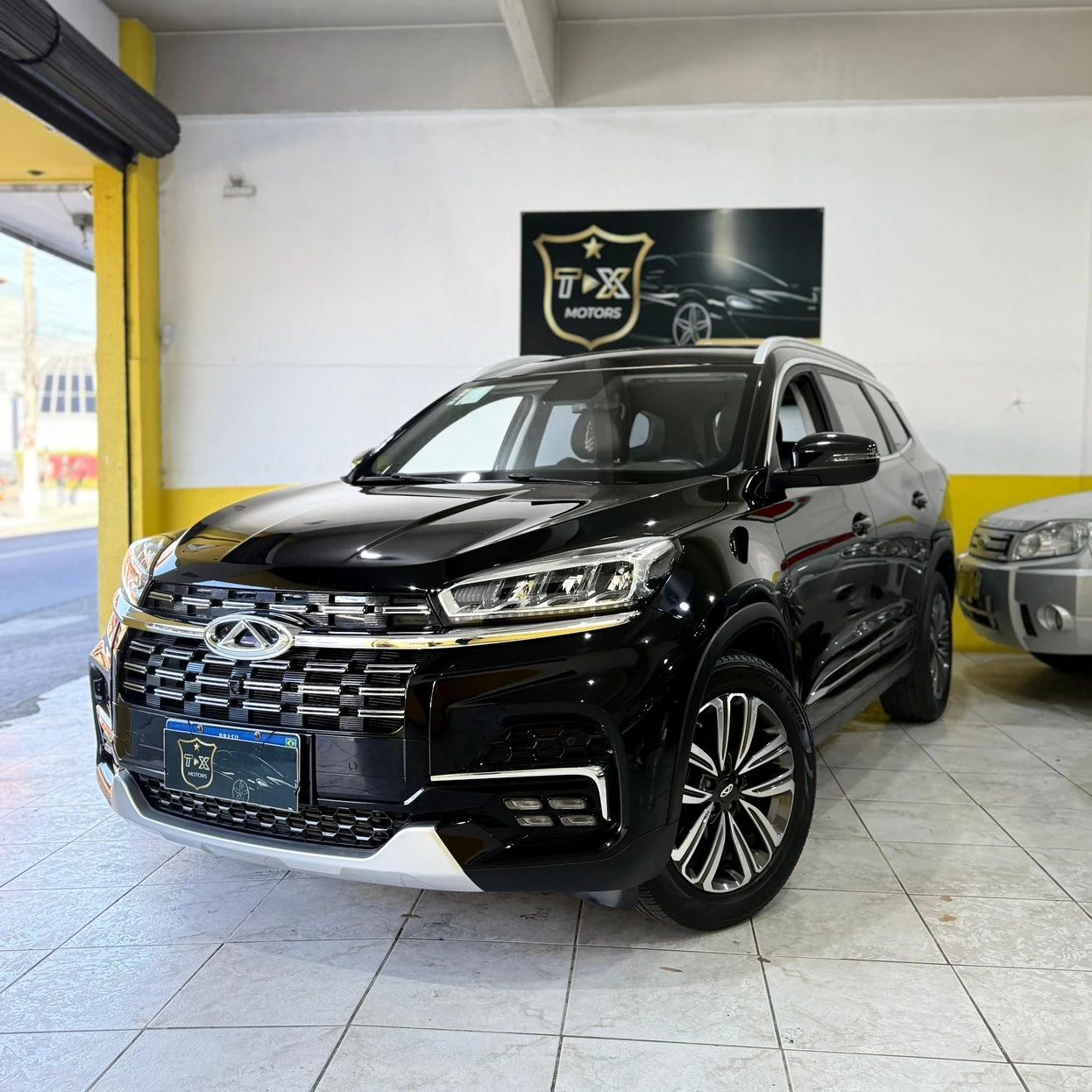 CHERY TIGGO 8