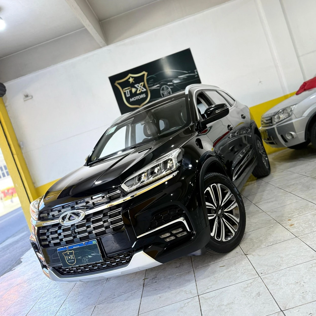 CHERY TIGGO 8