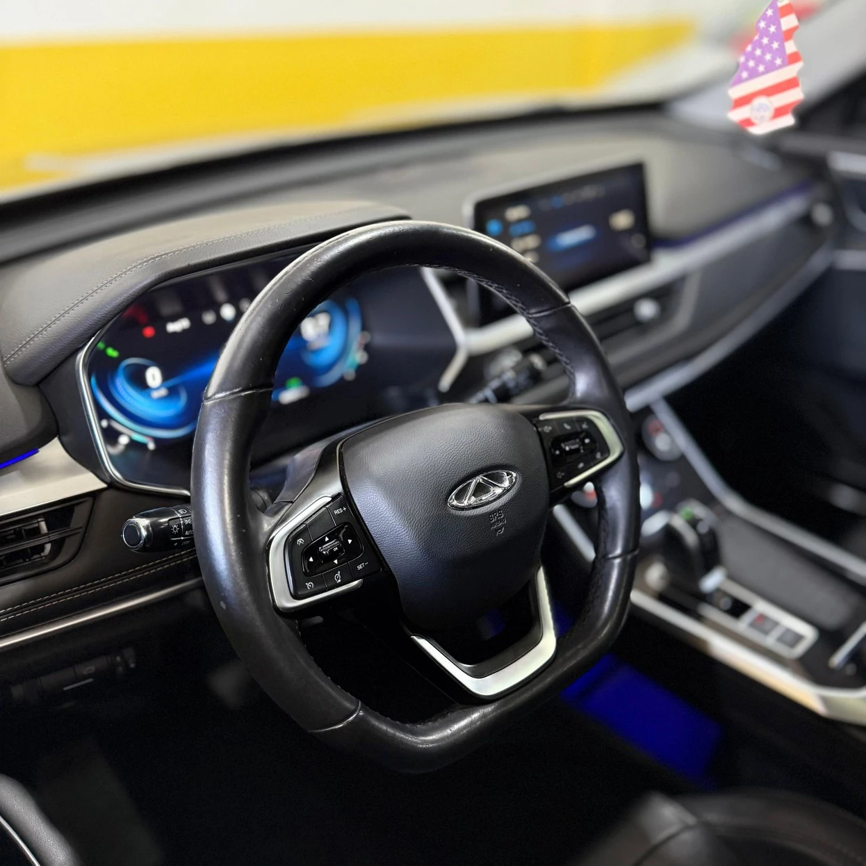 CHERY TIGGO 8