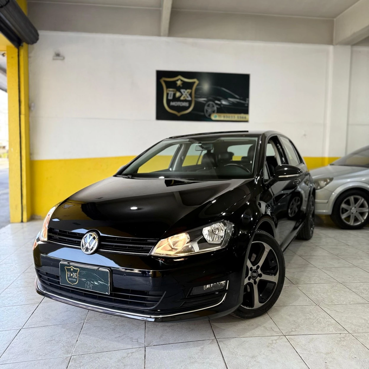 VOLKSWAGEN GOLF