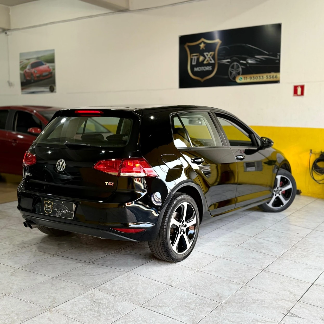VOLKSWAGEN GOLF