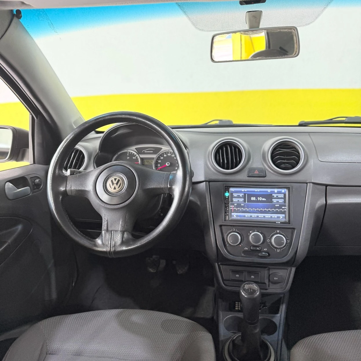 VOLKSWAGEN GOL