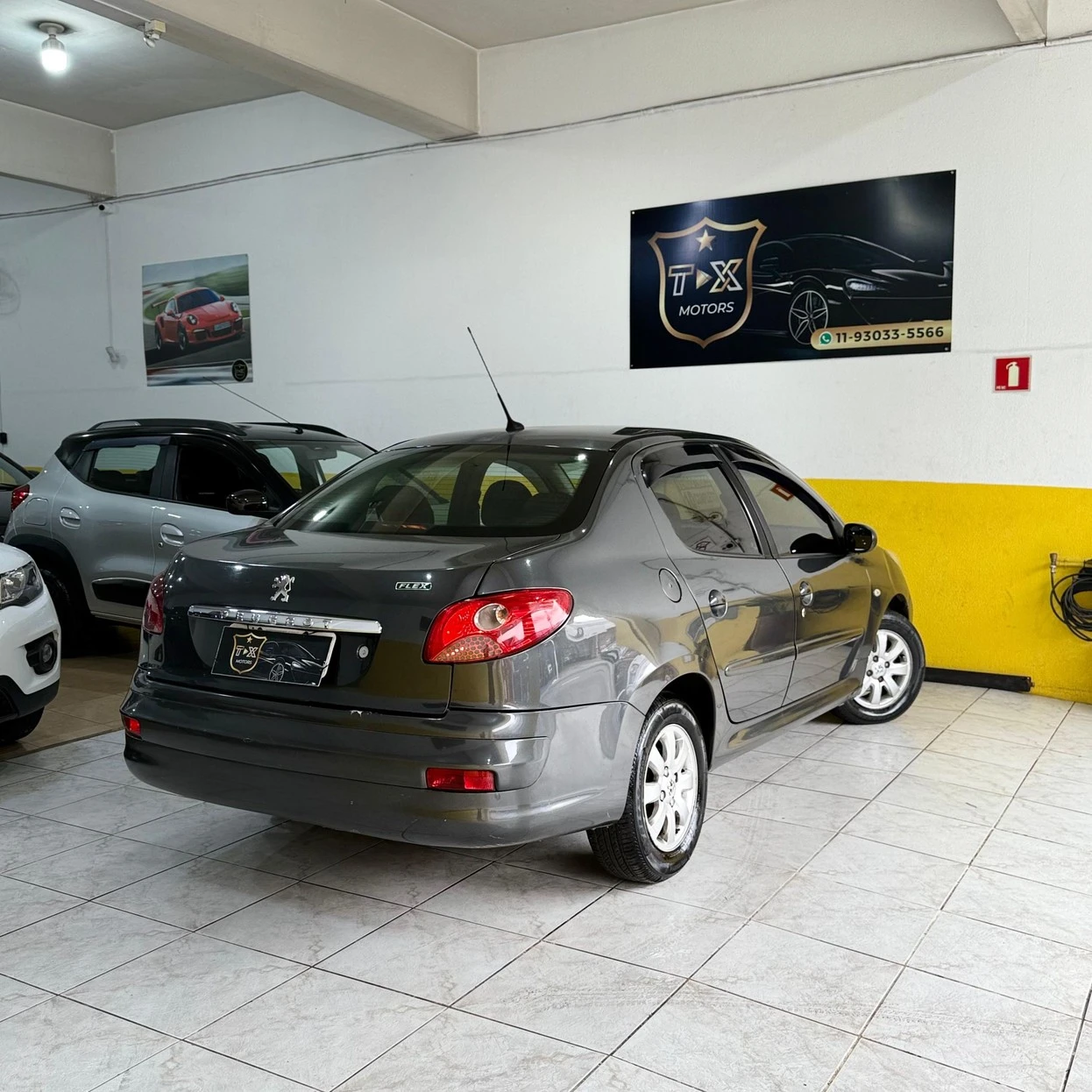 PEUGEOT 207