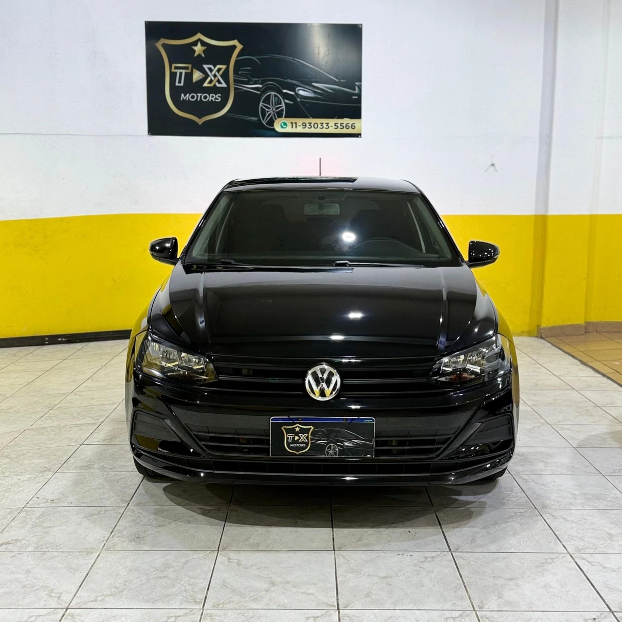 VOLKSWAGEN POLO