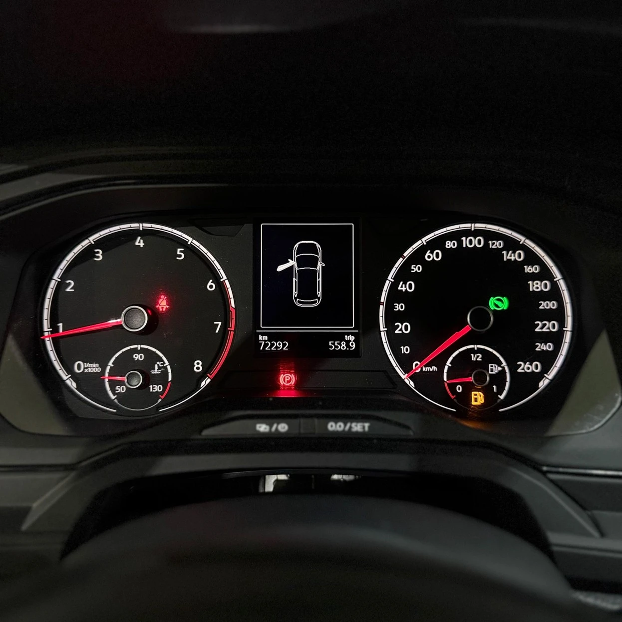 VOLKSWAGEN POLO