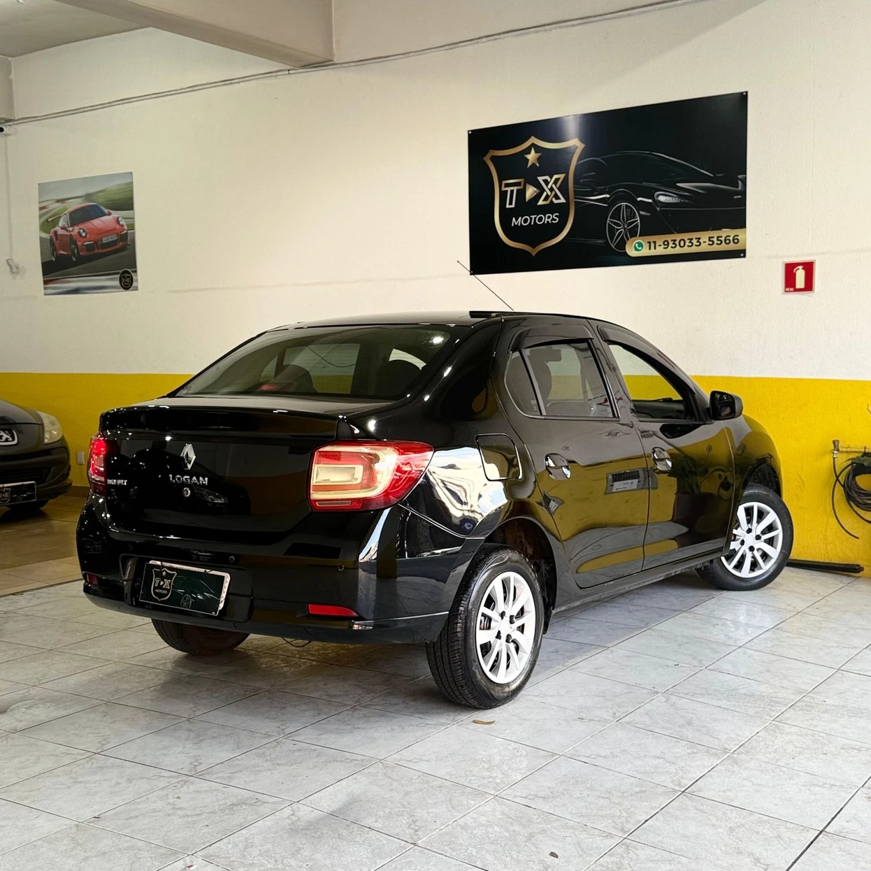 RENAULT LOGAN