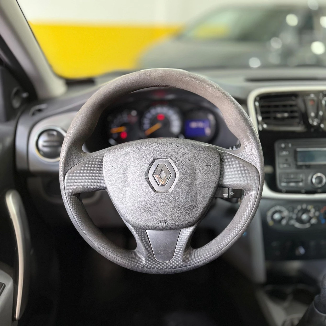 RENAULT LOGAN
