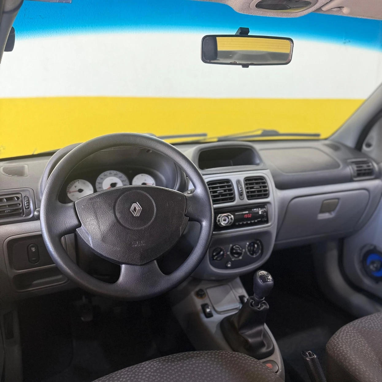 RENAULT CLIO