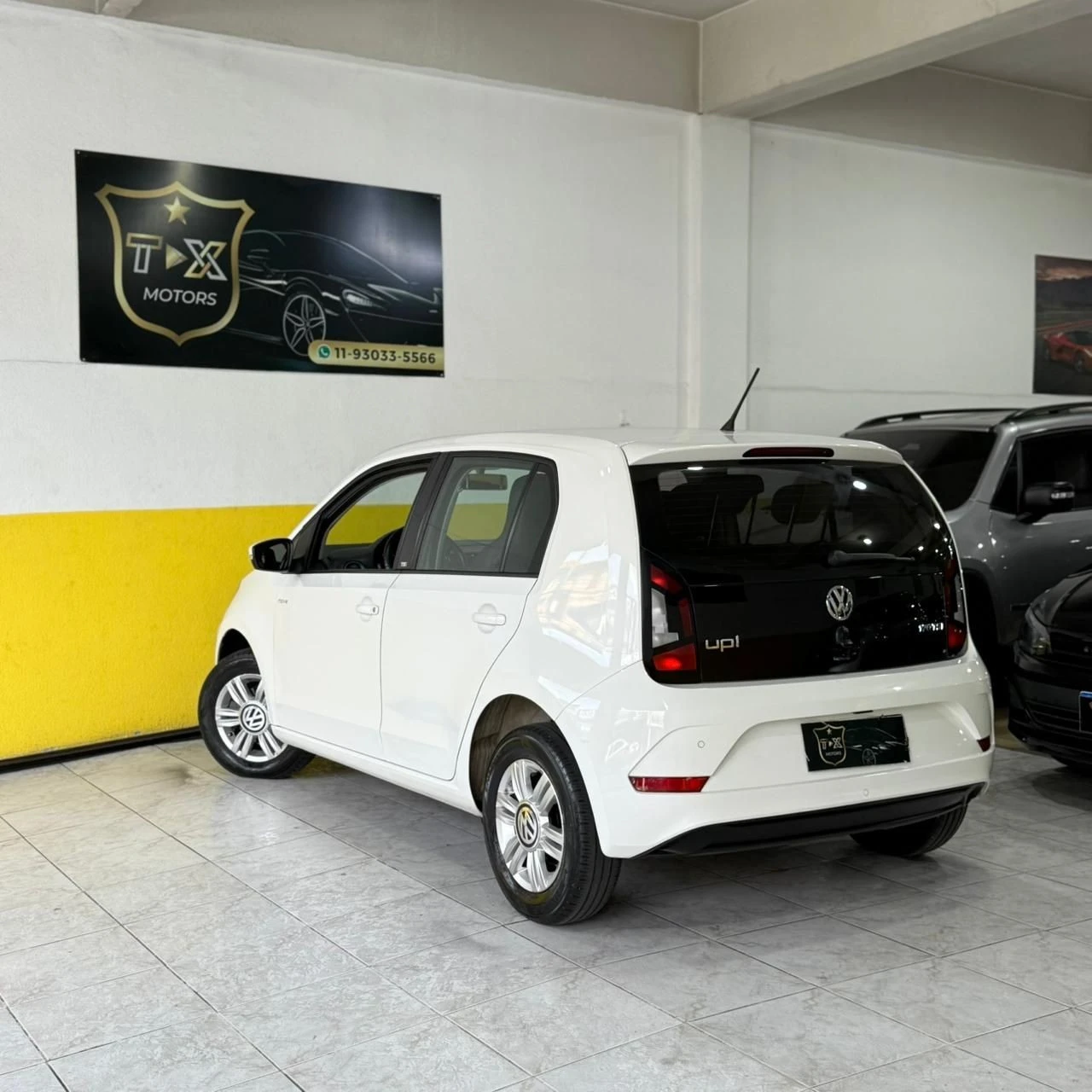 VOLKSWAGEN UP