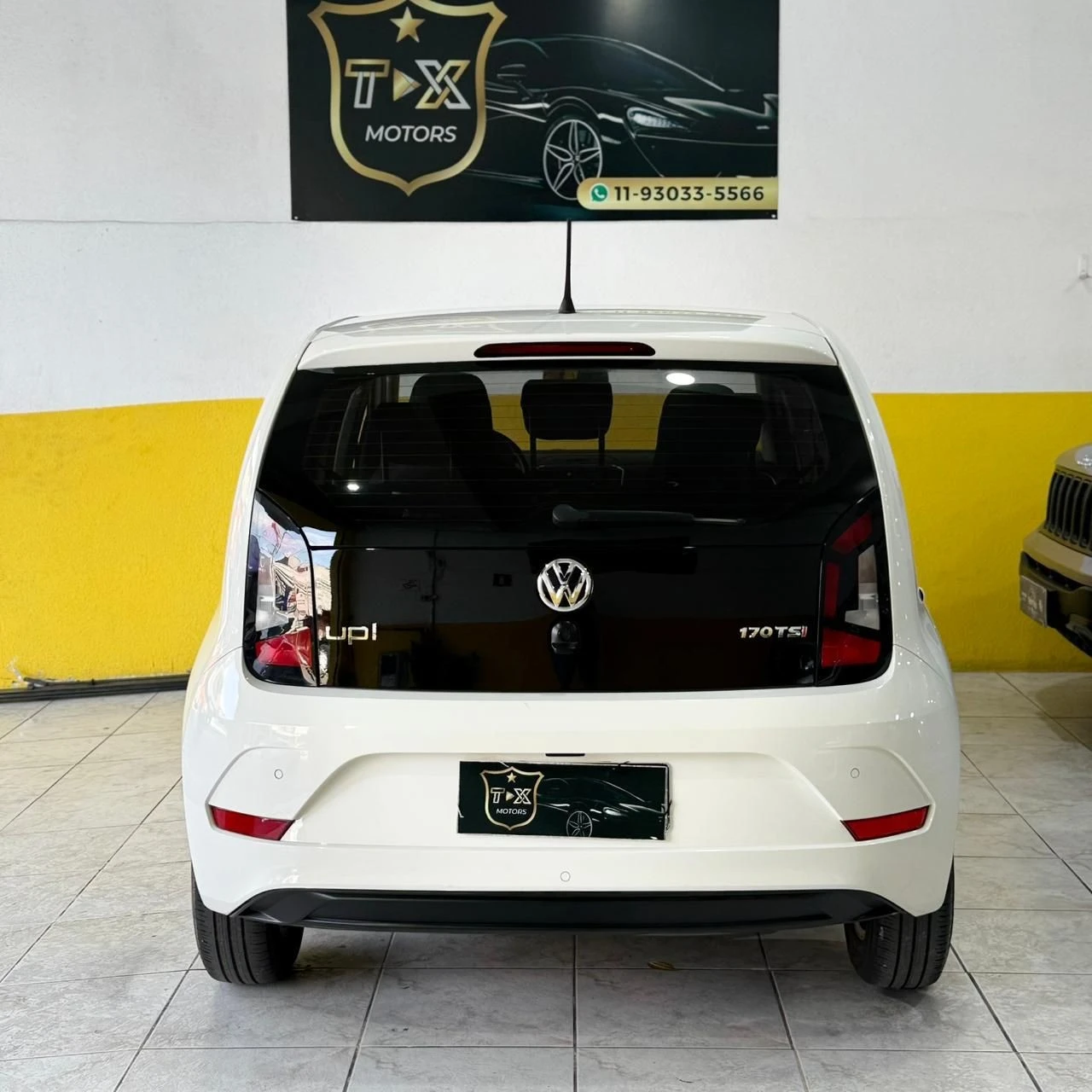 VOLKSWAGEN UP