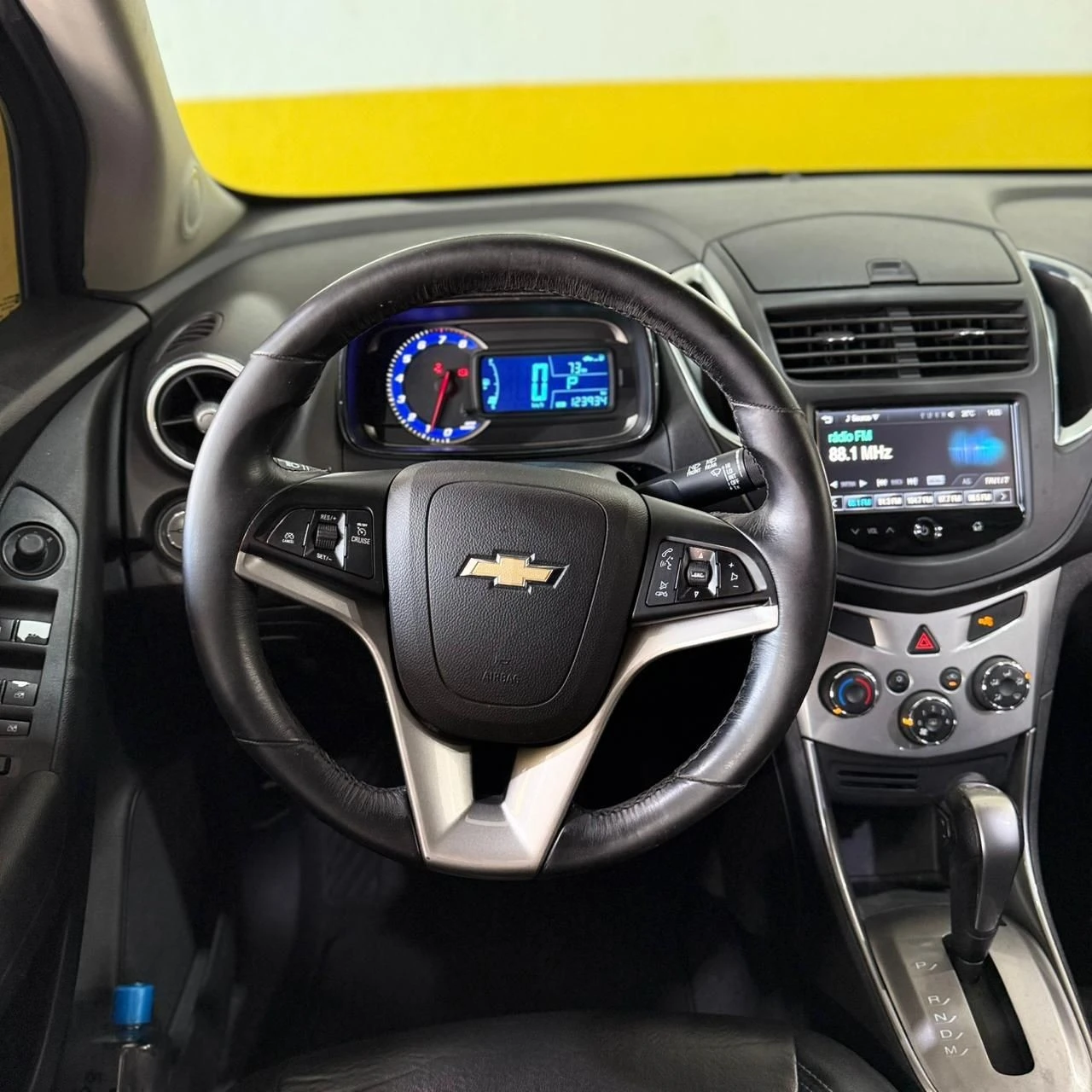 CHEVROLET TRACKER