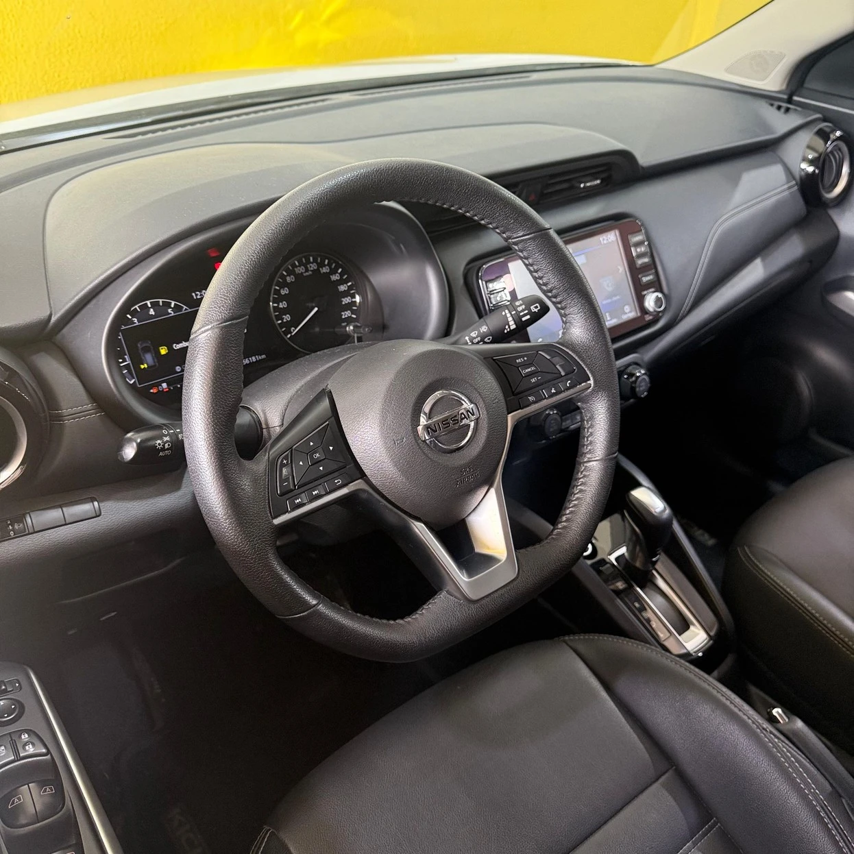 NISSAN KICKS