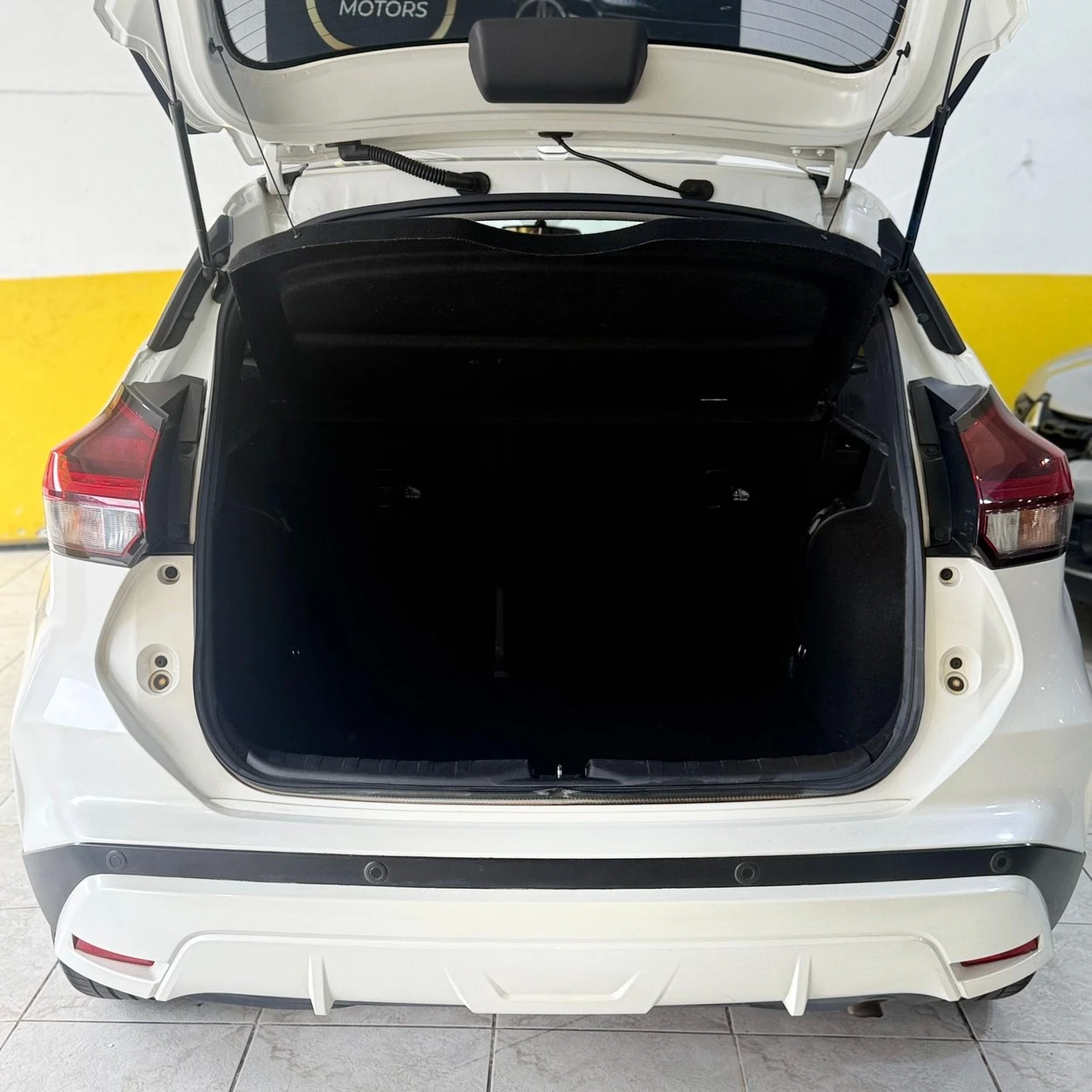 NISSAN KICKS