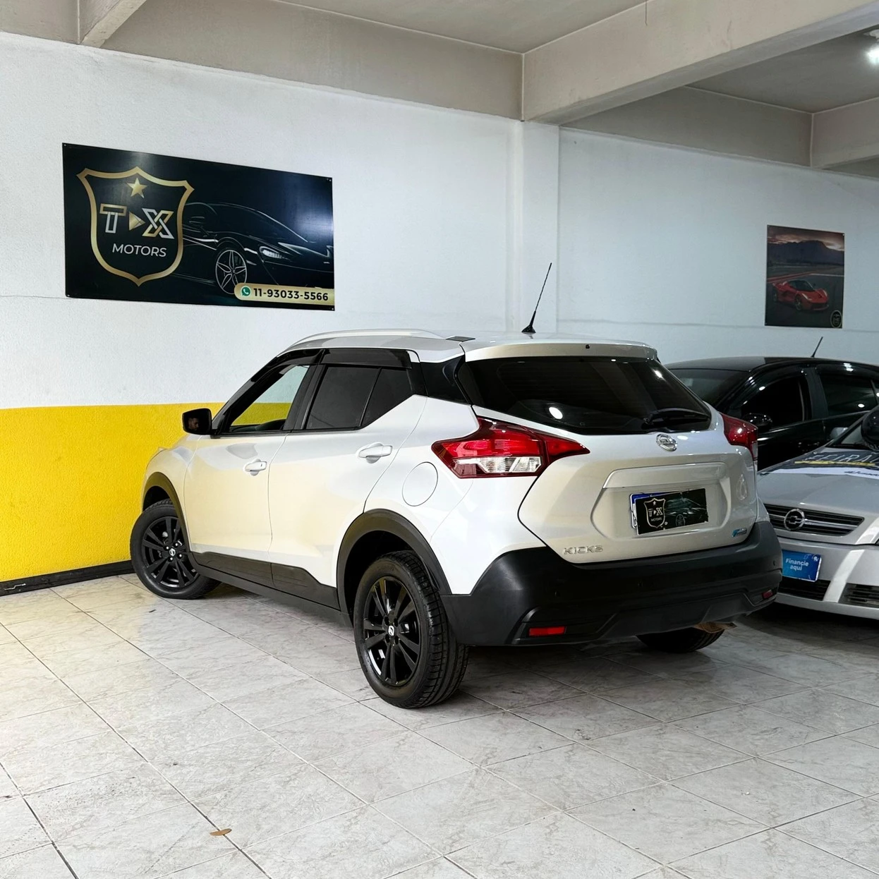 NISSAN KICKS