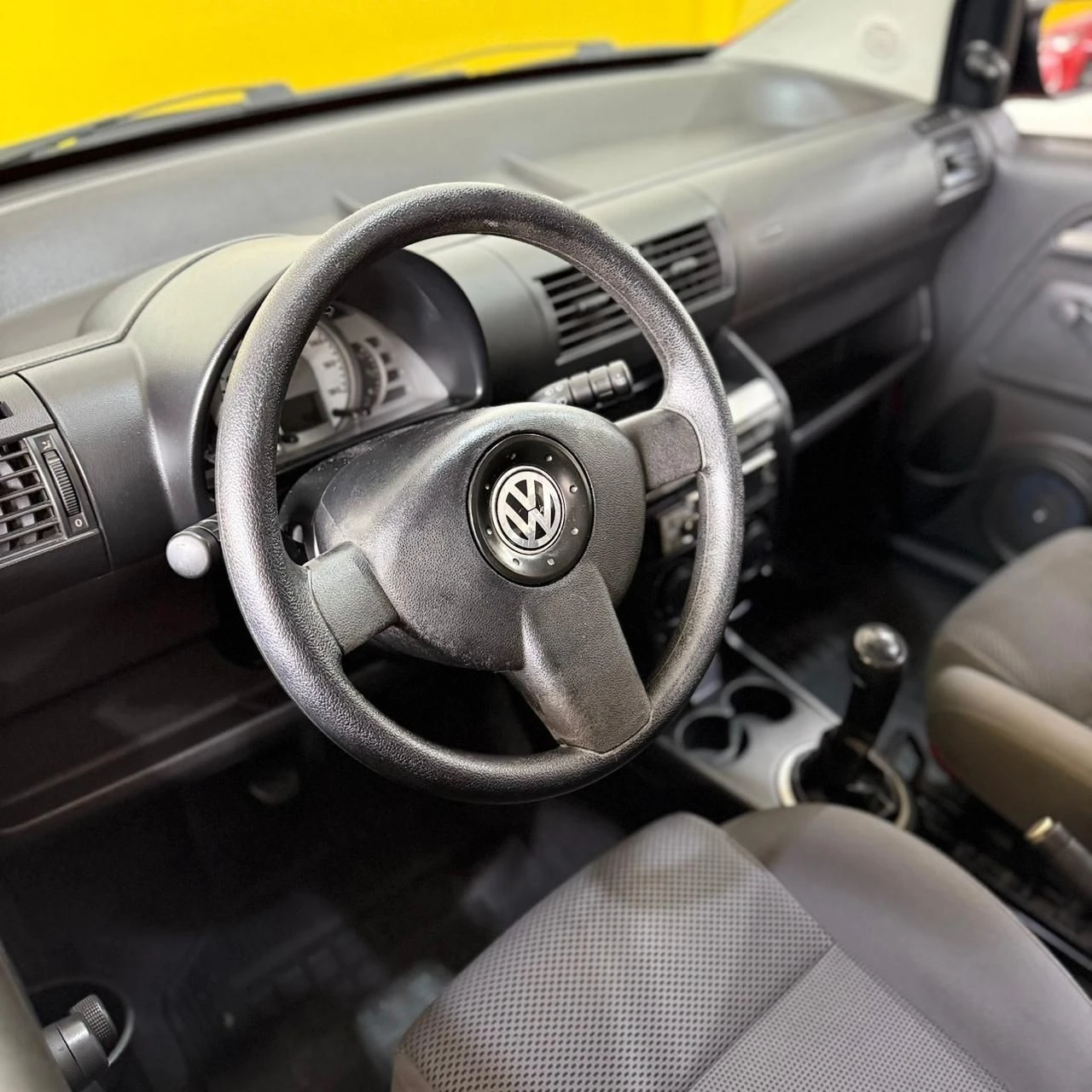 VOLKSWAGEN FOX