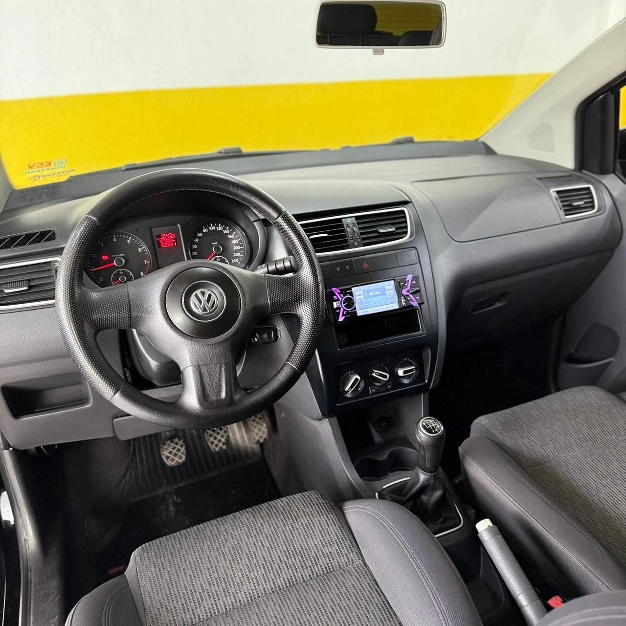 VOLKSWAGEN FOX