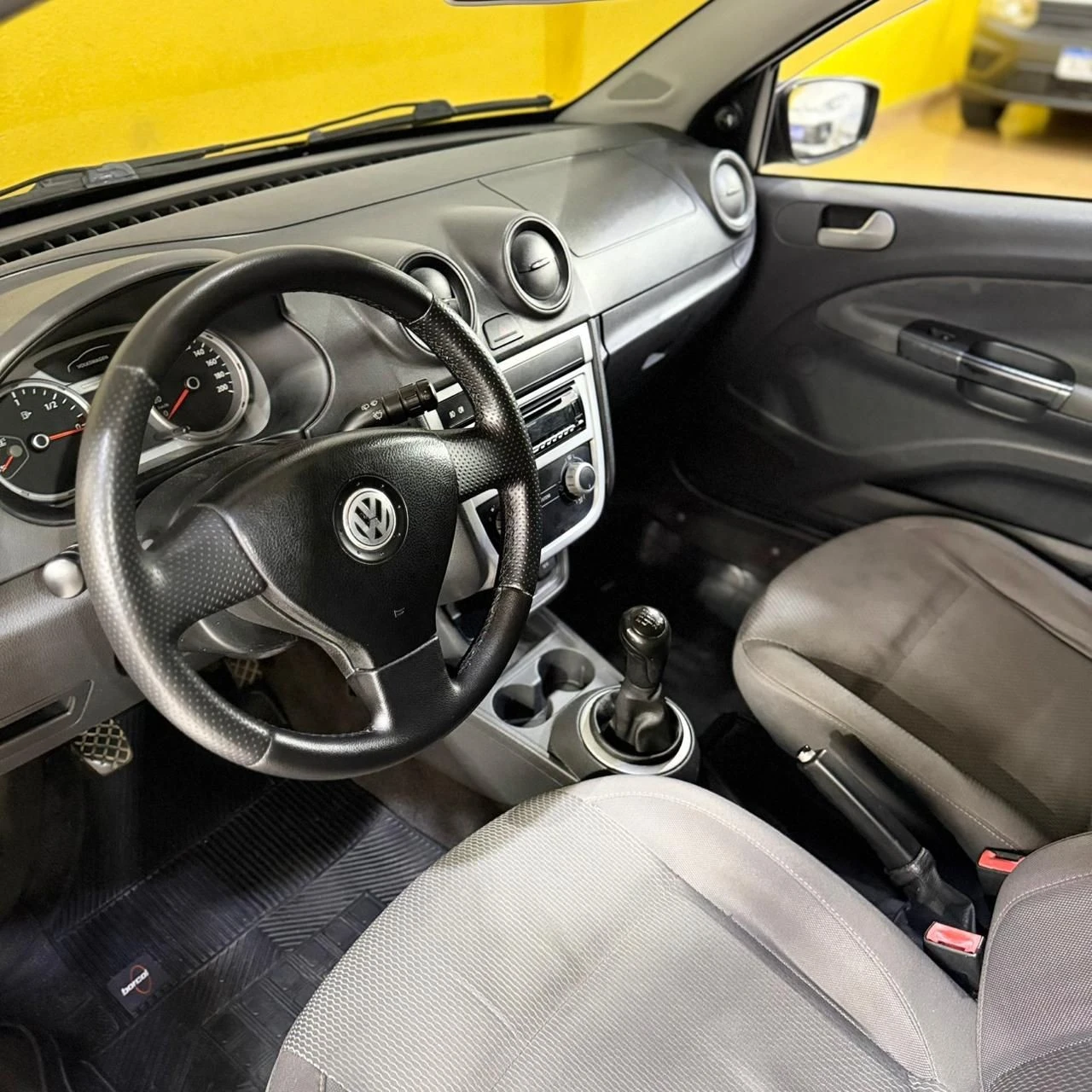 VOLKSWAGEN GOL