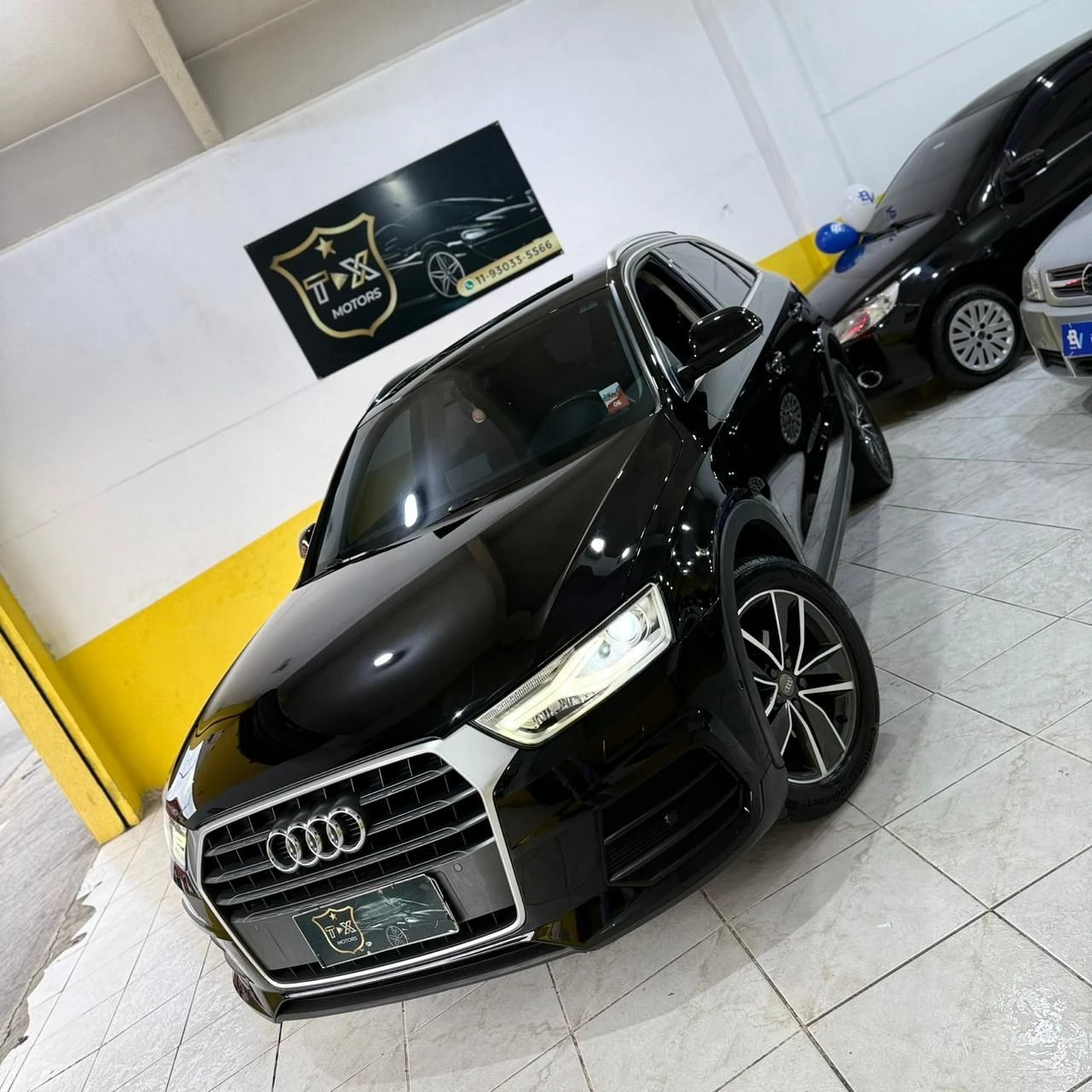 AUDI Q3