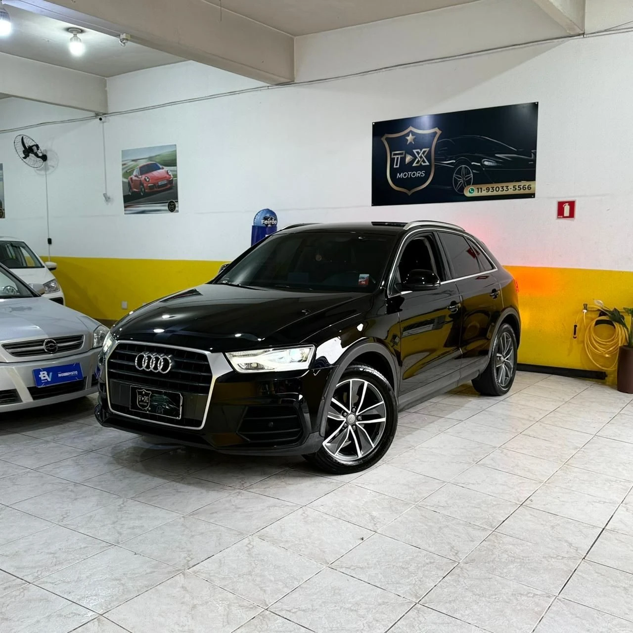 AUDI Q3
