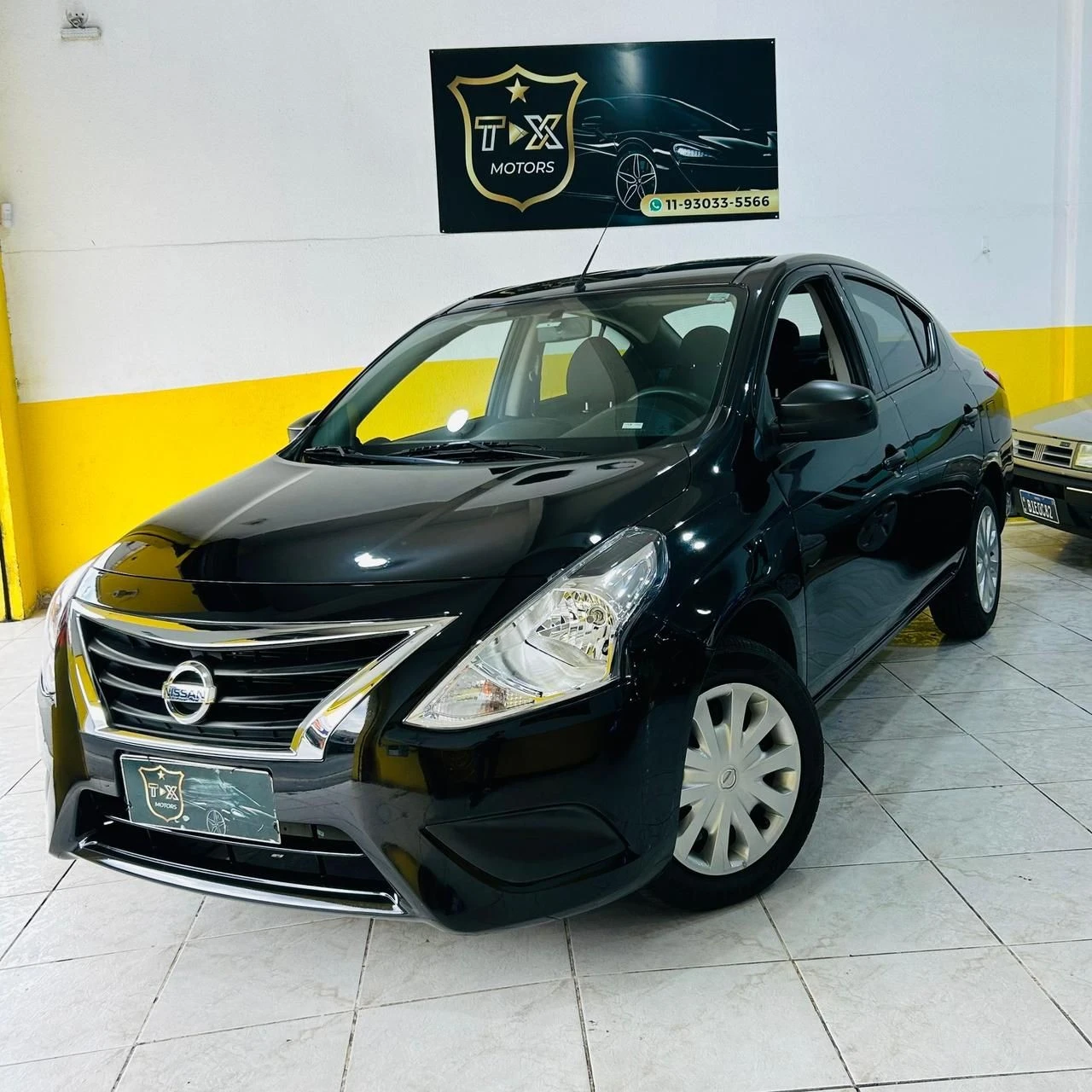 NISSAN VERSA