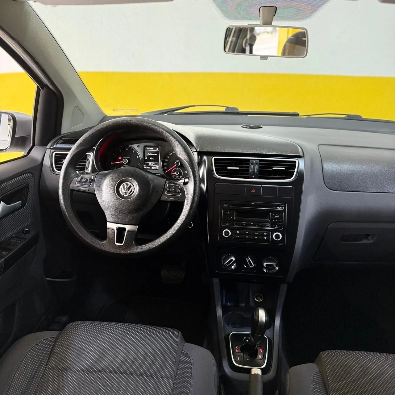 VOLKSWAGEN FOX