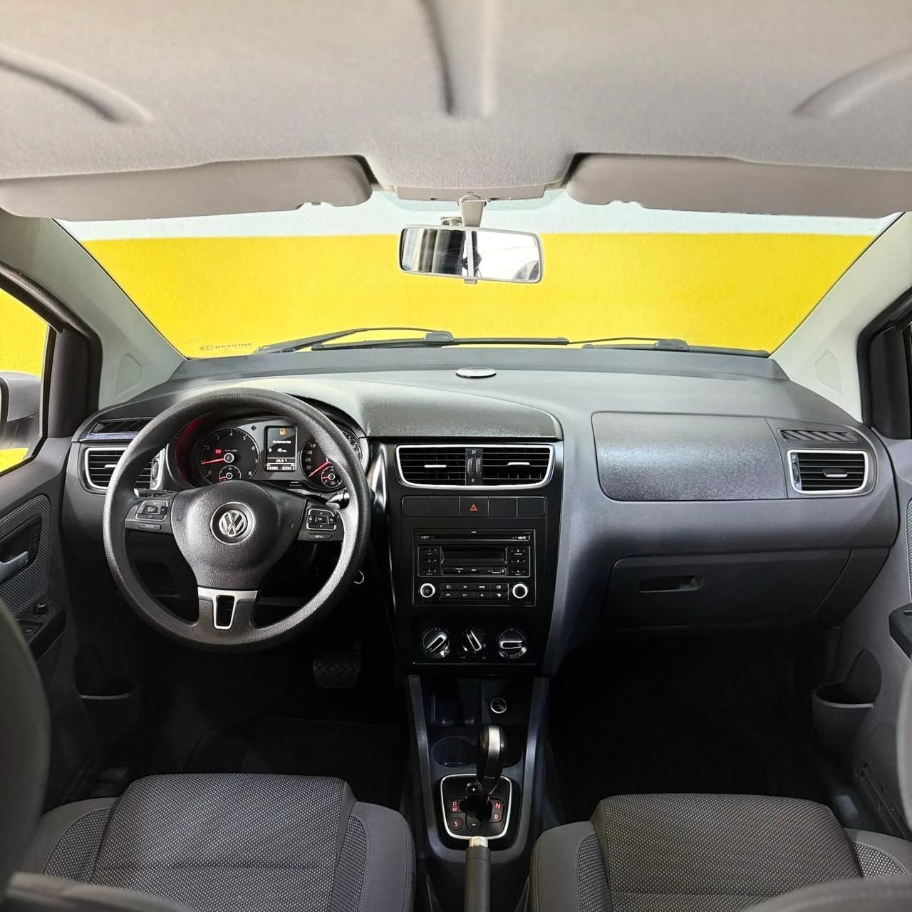 VOLKSWAGEN FOX