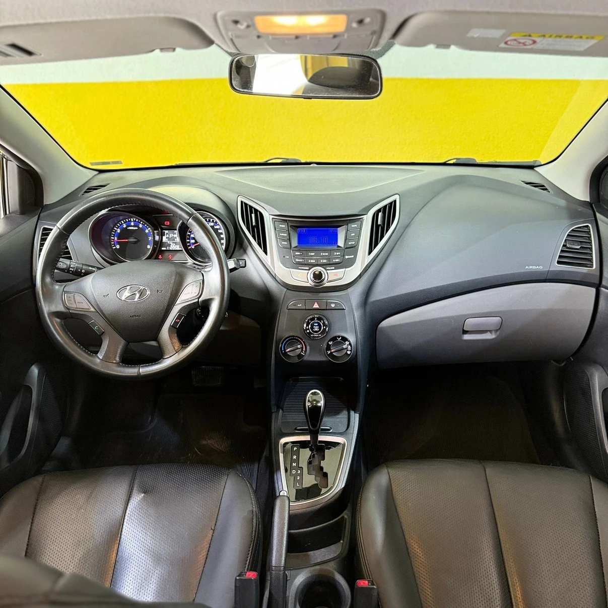 HYUNDAI HB20