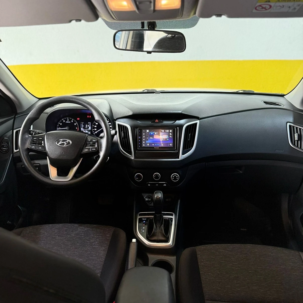 HYUNDAI CRETA