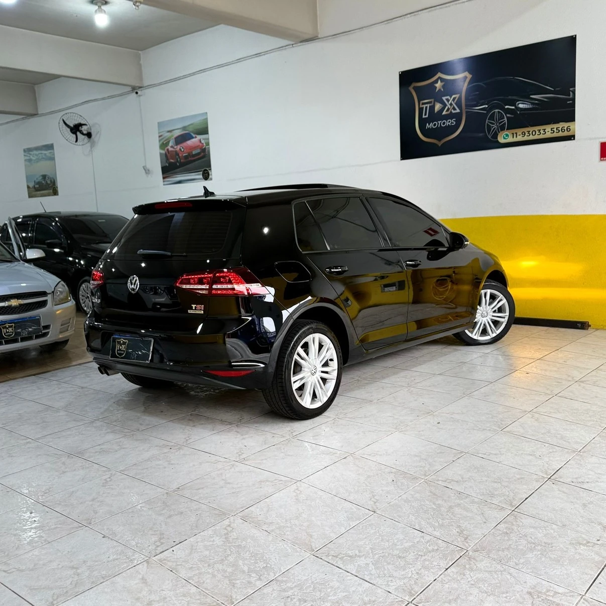 VOLKSWAGEN GOLF