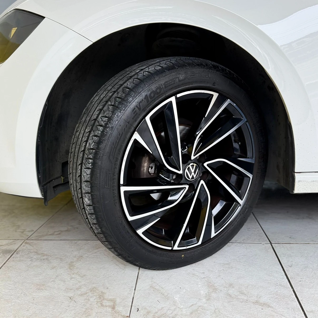 VOLKSWAGEN VIRTUS