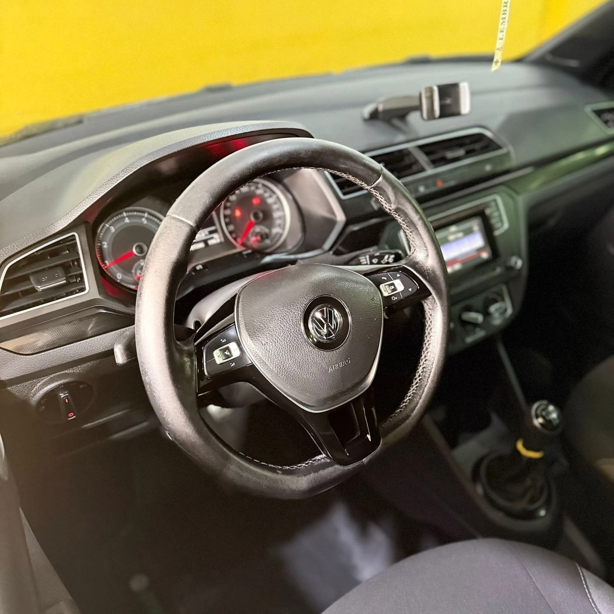 VOLKSWAGEN SAVEIRO