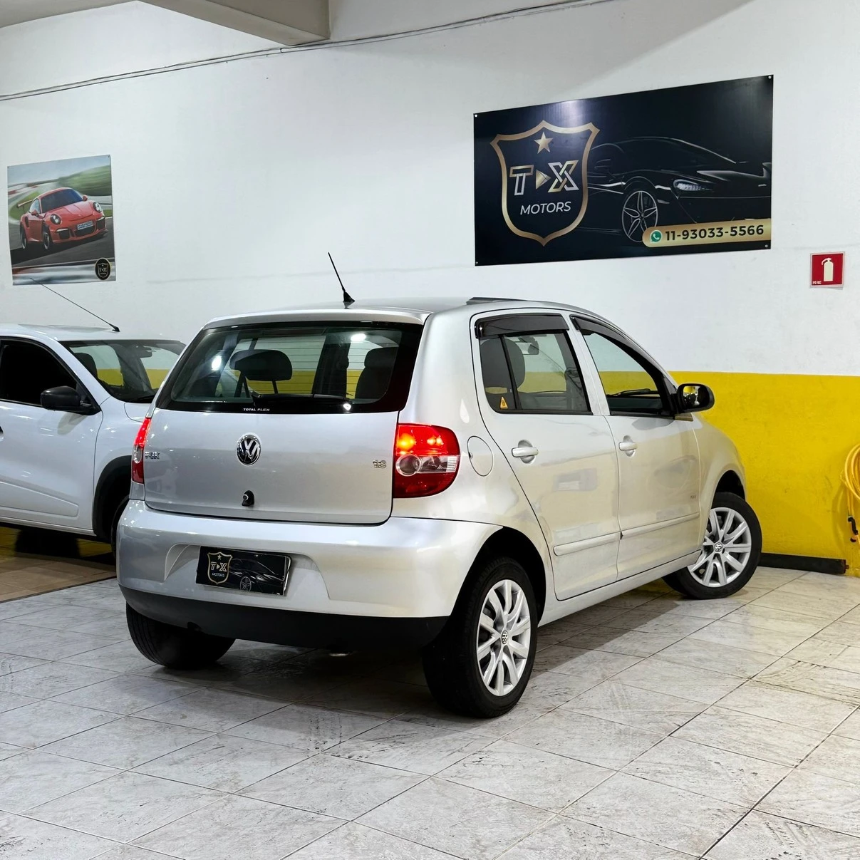 VOLKSWAGEN FOX