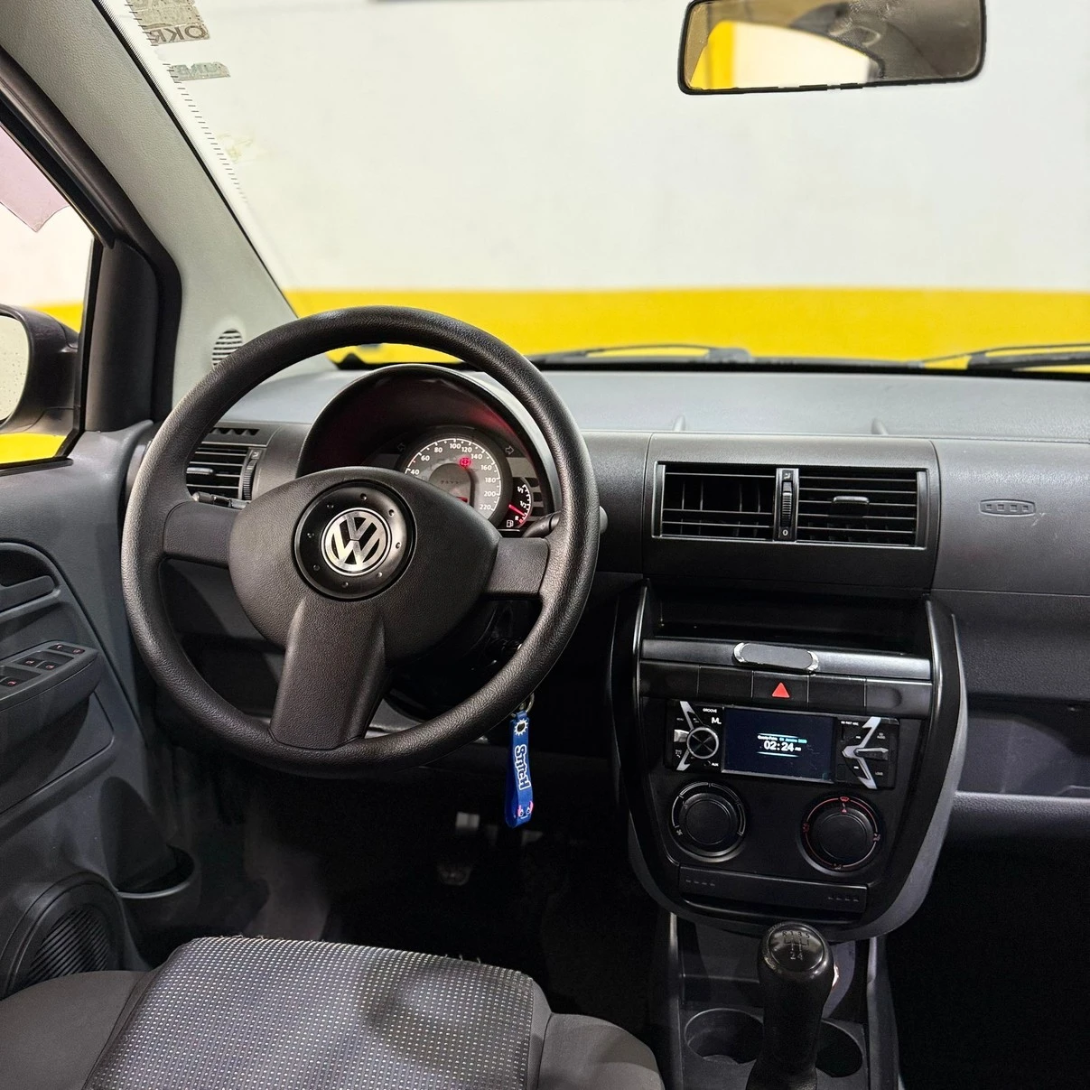 VOLKSWAGEN FOX