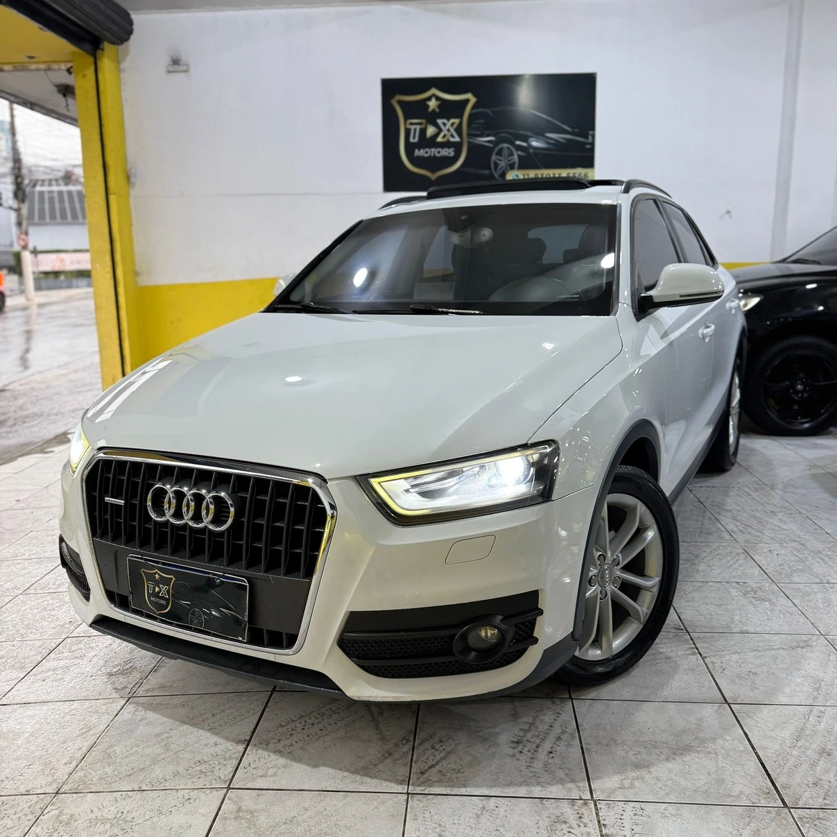AUDI Q3