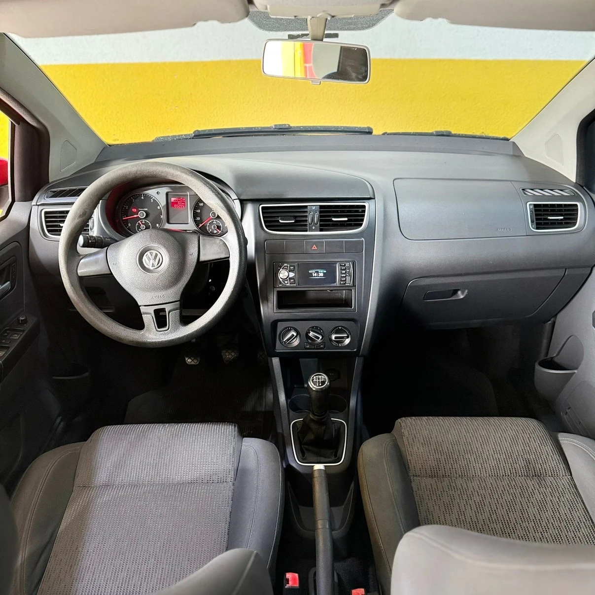 VOLKSWAGEN FOX